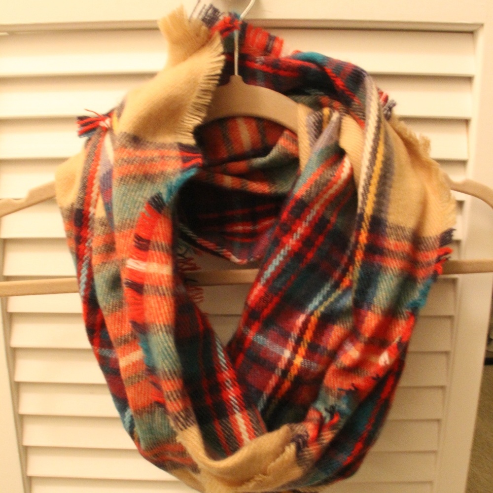 Women Plaid Print Scarf